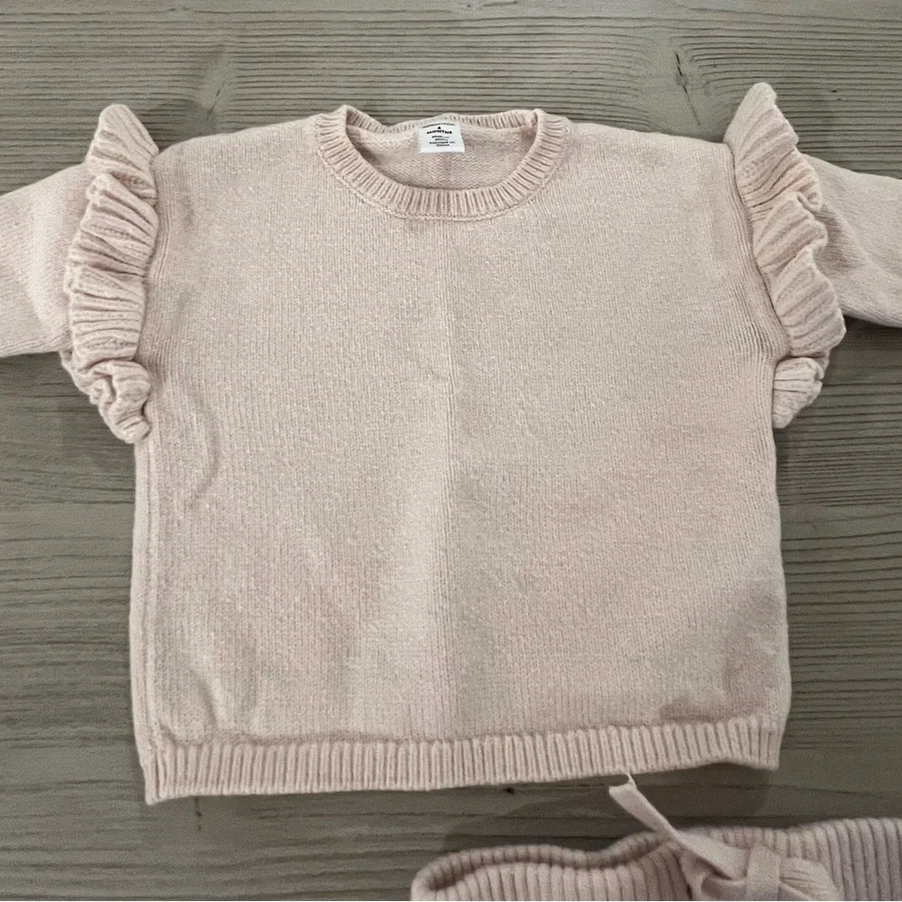 EUC ruffle shoulder sweater and pants set - Picture 2 of 6